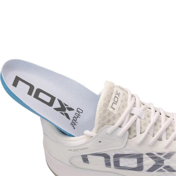 NOX AT10 LUX Weiß/Grau Padelschuhe – Premium Komfort & Grip (FW24)